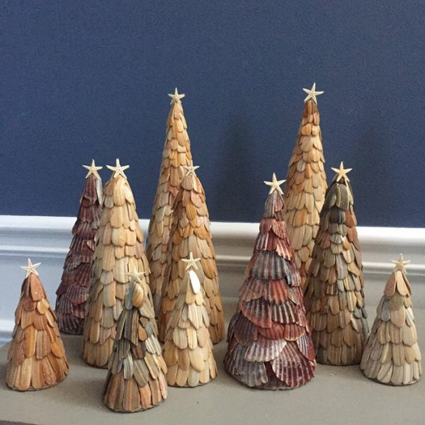 Mini Seashell Christmas Trees Are A New Trend This Year