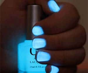 nail polish colors that glow in blacklight