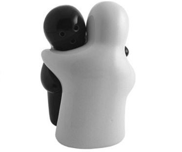Hugging Salt \u0026 Pepper Shakers