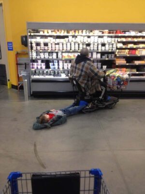 16 Examples Of When Shopping With Children Goes Wrong