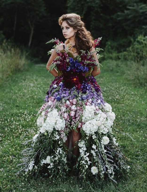 Jill And Tara Teamed Up To Create This Beautiful Dress Made Entirely From Flowers