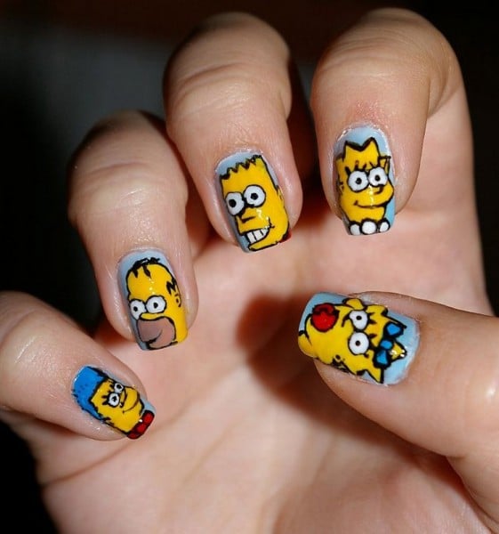 Self Taught Nail Artist Paints Famous Cartoons, Movies And Snacks On To ...