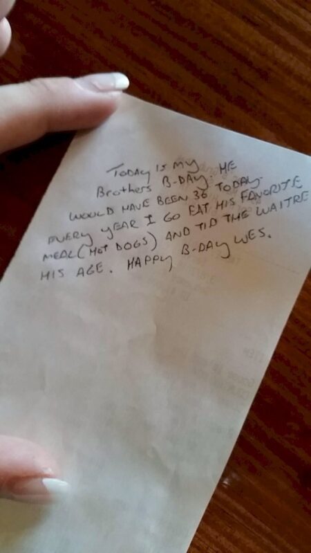 12 Adorable Notes Between Restaurant Customers And Servers