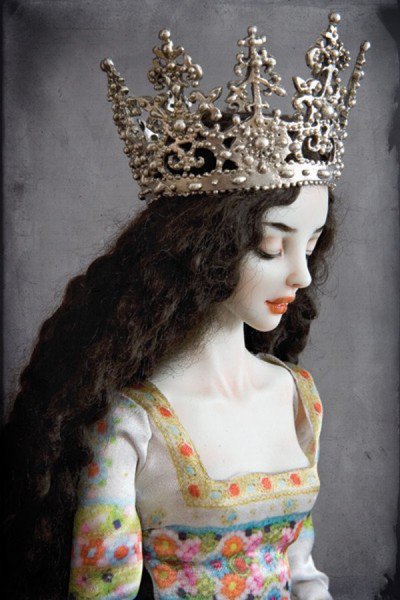 12 Of The Most Beautiful Porcelain Dolls Youll Ever See 