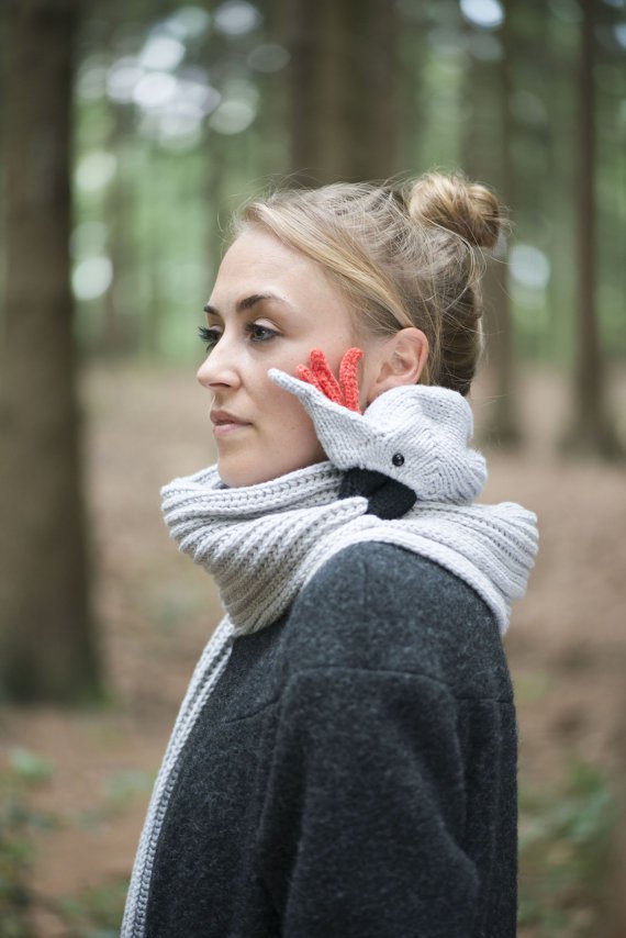 nina-fuhrer-scarf-bird