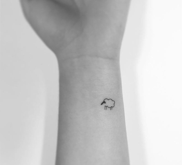 minimalist-tattoos-sheep