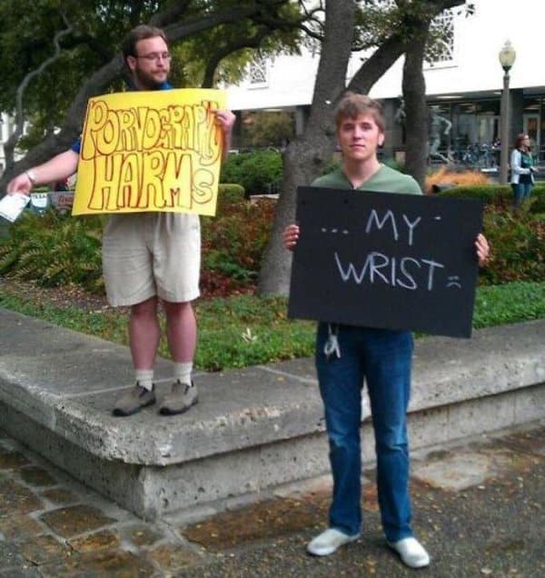 Times People Hilariously Trolled Protesters harms my wrist