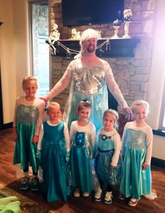 14 Of The Most Epic Family Halloween Costumes