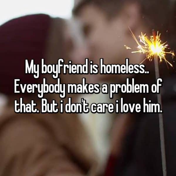 People Reveal What It's Like Dating A Homeless Person