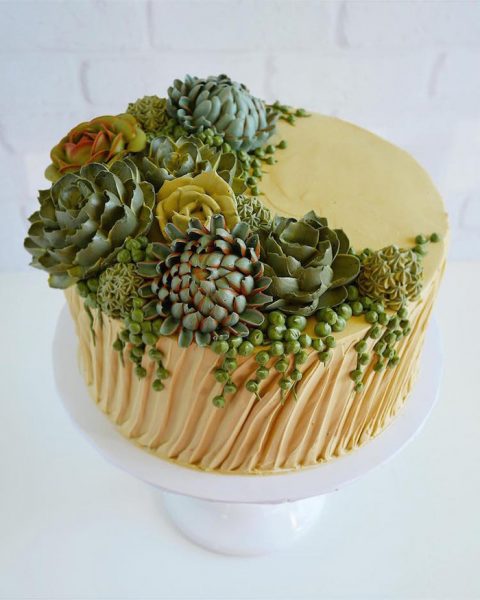 Baker Leslie Vigil Creates Beautifully Realistic Buttercream Cakes Inspired By Nature 