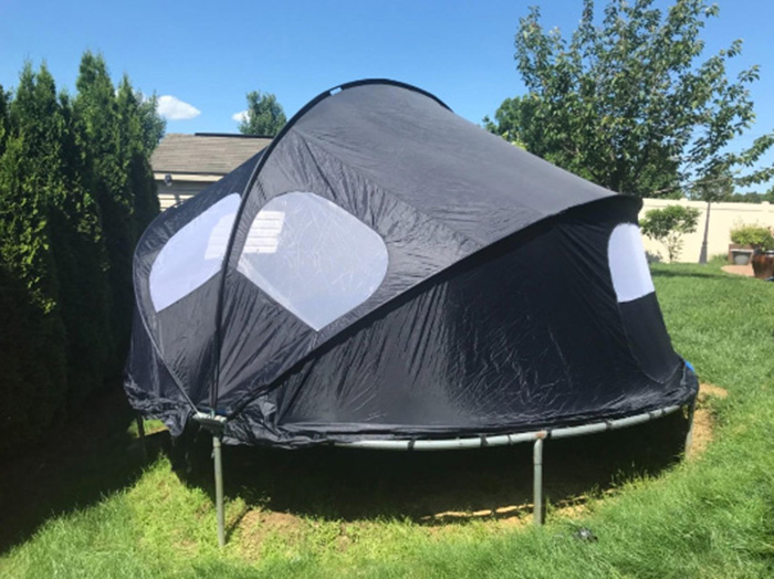 Tent Cover Turns Your Trampoline Into Proper Tent