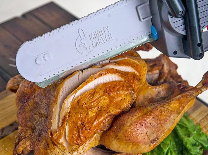 Rule Thanksgiving with the Electric Chainsaw Carving Knife