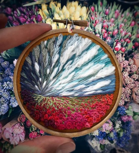 Artist Vera Shimunia Pushes Embroidery To The Maximum By Making It Look ...