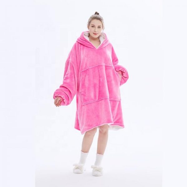 These Giant Fluffy Hoodie Blankets Will Keep You Nice And Toasty ...