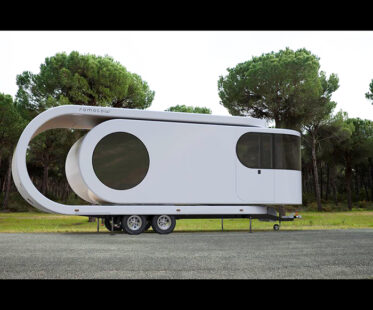 The 'Romotow' Is A Modern Camping Trailer That Rotates Around Revealing ...