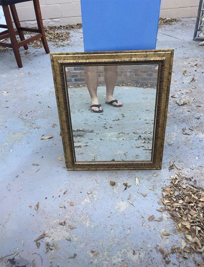 people trying to sell mirrors feet