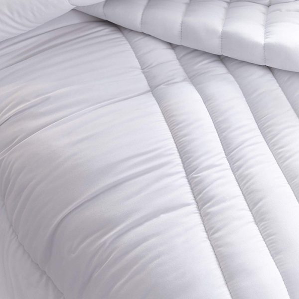 You Can Get Hot And Cold Duvets That Are Perfect For Couples That Like ...