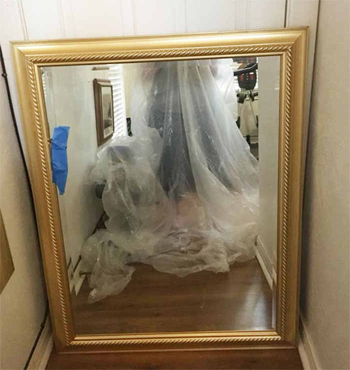 sellers-avoiding-reflection-plastic-bag-dress.jpg