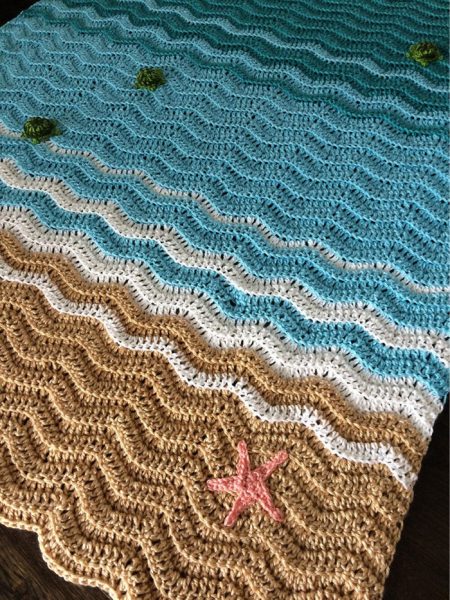 People Have Been Crocheting Sea Turtle Beach Blankets For Sale And They ...