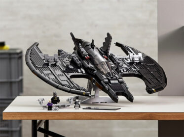 lego batwing hang on wall