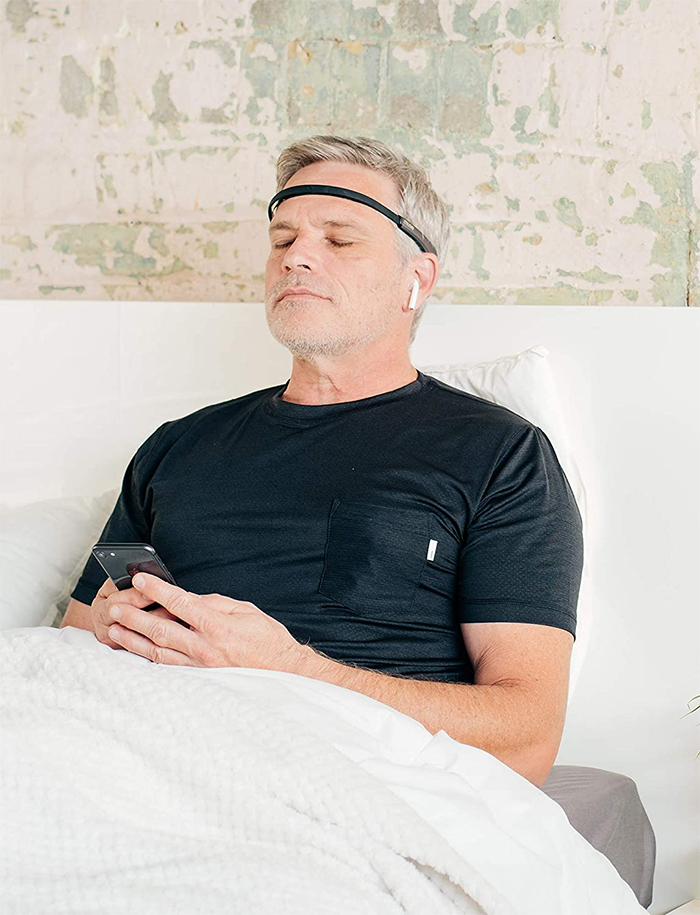 meditation tracker headband deep relaxation