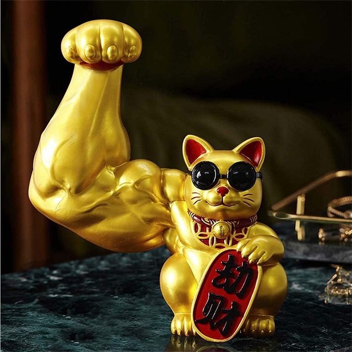 This (Maneki Neko) Waving Cat Statue Is Super Jacked